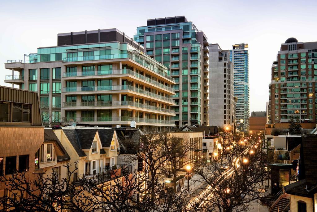 Sky Suites Yorkville Toronto Zimmer foto